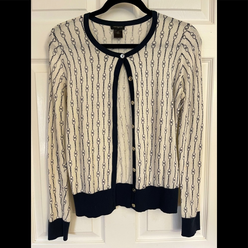 Ann Taylor Sweater Equestrian Print
